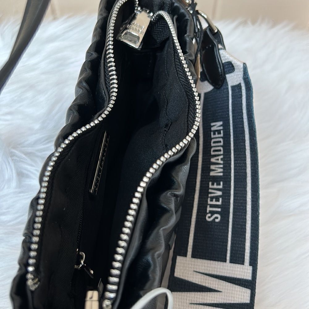 NWT Steve Madden (BCARMELA) Crossbody/Wristlet - Purple - Picture 11 of 11